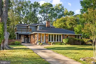 2005 Clark Pl, Alexandria, VA 22308 - Photo 1