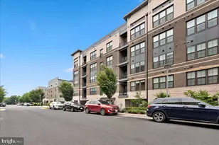 2320 Field Point Rd, Herndon, VA 20171 - Photo 1