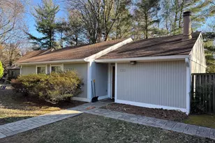 11303 Gatesborough Ln, Reston, VA 20191 - Photo 1