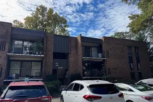 7905 Dassett Ct, Annandale, VA 22003 - Photo 1