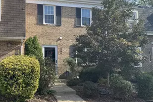 9909 Lakepointe Dr, Burke, VA 22015 - Photo 1