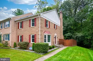 8914 Grandstaff Ct, Springfield, VA 22153 - Photo 1