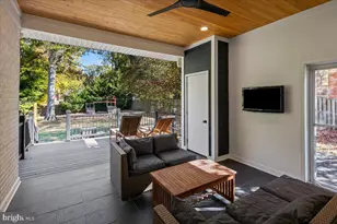 4504 Neptune Dr, Alexandria, VA 22309 - Photo 1