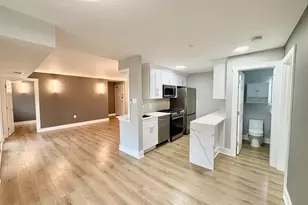 212 Park Terrace Ct SE, Vienna, VA 22180 - Photo 1