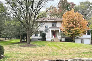 1312 Kurtz Rd, McLean, VA 22101 - Photo 1