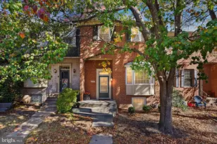 8205 Cedar Landing Ct, Alexandria, VA 22306 - Photo 1