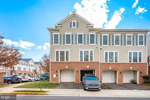 3541 Huntley Manor Ln, Alexandria, VA 22306 - Photo 1