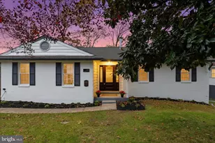 6112 Redwood Ln, Alexandria, VA 22310 - Photo 1