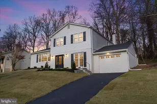 1851 Foxstone Dr, Vienna, VA 22182 - Photo 1