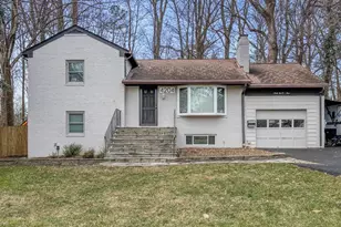 4204 Wakefield Dr, Annandale, VA 22003 - Photo 1