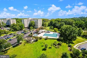 6641 Wakefield Dr, Alexandria, VA 22307 - Photo 1