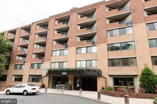 1951 Sagewood Ln, Reston, VA 20191 - Photo 1