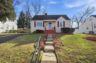 6821 Barrett Rd, Falls Church, VA 22042 - Photo 1