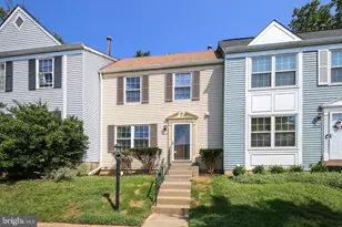 3032 Braxton Wood Ct, Fairfax, VA 22031 - Photo 1
