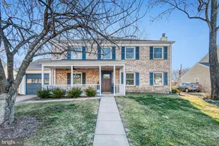 13631 Ellendale Dr, Chantilly, VA 20151 - Photo 1