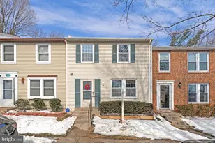 9920 Oakdale Woods Ct, Vienna, VA 22181 - Photo 1