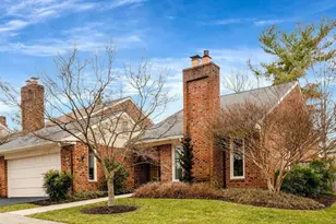 2806 Oakton Manor Ct, Oakton, VA 22124 - Photo 1