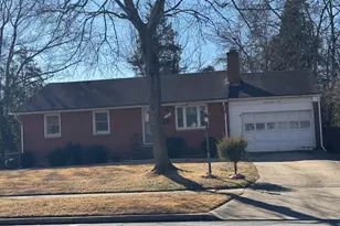 7701 Heritage Dr, Annandale, VA 22003 - Photo 1