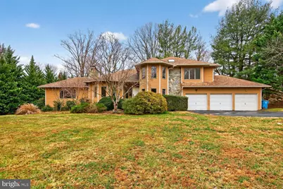 905 Falls Bridge Lane, Great Falls, VA 22066 - Photo 1