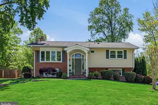 8231 McNeil St, Vienna, VA 22180 - Photo 1
