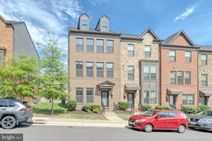 9339 Lemon Mint Ct, Fairfax, VA 22031 - Photo 1