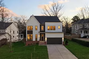 2107 Greenwich St, Falls Church, VA 22043 - Photo 1