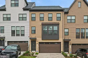 14303 Yesler Ave, Chantilly, VA 20151 - Photo 1