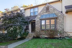 10223 Scarborough Commons Ct, Burke, VA 22015 - Photo 1