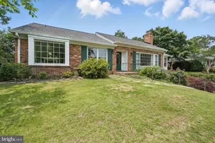 6622 Skyline Ct, Alexandria, VA 22307 - Photo 1