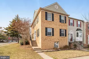 7945 Gunston Woods Pl, Lorton, VA 22079 - Photo 1