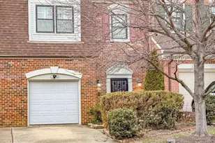 6312 Chaucer View Cir, Alexandria, VA 22304 - Photo 1