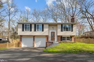 8463 Yellow Leaf Ct, Springfield, VA 22153 - Photo 1
