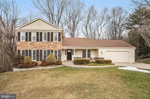 9824 Fosbak Dr, Vienna, VA 22182 - Photo 1