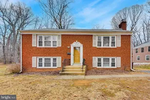 5300 Easton Dr, Springfield, VA 22151 - Photo 1