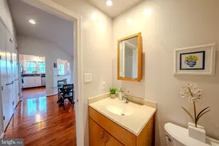 11168 Beaver Trail Ct, Reston, VA 20191 - Photo 24