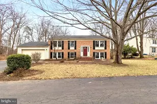 2405 Tatnuck Ct, Herndon, VA 20171 - Photo 1
