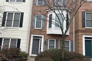 2463 Huntington Park Dr, Alexandria, VA 22303 - Photo 1