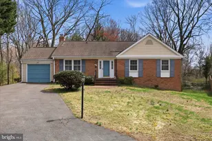 6711 Stoneybrooke Ln, Alexandria, VA 22306 - Photo 1