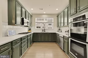 4420 Beechstone Ln, Fairfax, VA 22033 - Photo 1