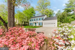 10727 Shingle Oak Ct, Burke, VA 22015 - Photo 1