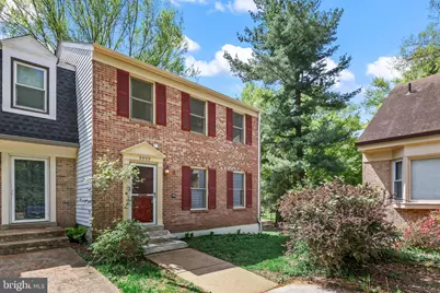 9909 Kingsbridge Drive, Fairfax, VA 22031 - Photo 1