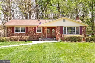 8709 Powder Horn Rd, Springfield, VA 22152 - Photo 1