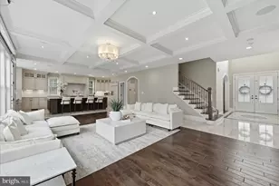 802 Cottage St SW, Vienna, VA 22180 - Photo 1