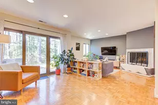 11621 Newbridge Ct, Reston, VA 20191 - Photo 1