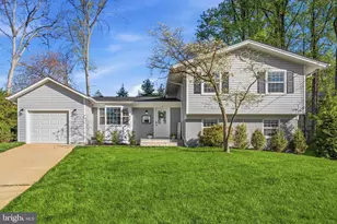 2406 Garnett Ct, Vienna, VA 22180 - Photo 1