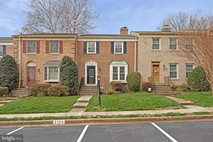 3126 Barnard Ct, Fairfax, VA 22031 - Photo 1