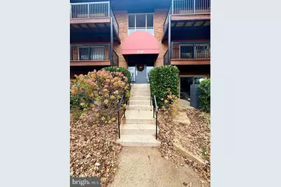 218 Locust Street SE #143, Vienna, VA 22180 - Photo 1