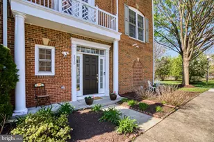 2520 Walnut Leaf Ln, Herndon, VA 20171 - Photo 1