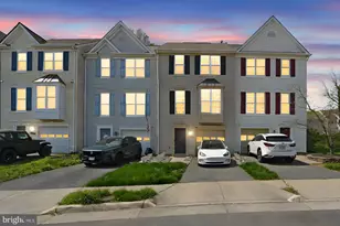 5982 Manorwood Dr, Centreville, VA 20120 - Photo 1