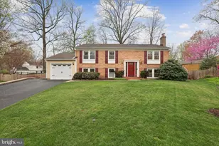 1550 Powells Tavern Pl, Herndon, VA 20170 - Photo 1